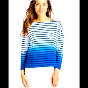 vineyard vines top• sz medium